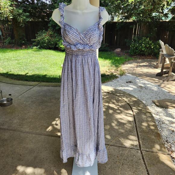 Gorgeous studio cottage core plaid - Picture 1 of 4